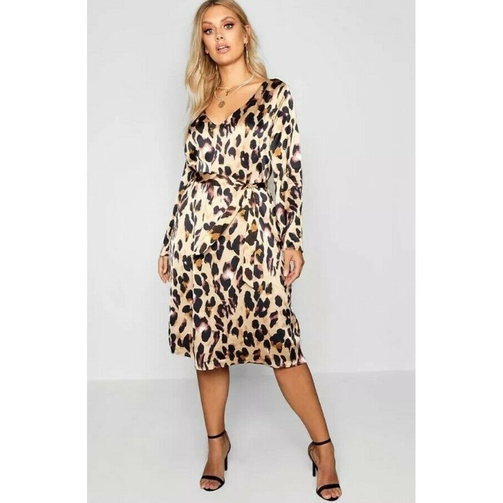 Boohoo Plus Leopard Print Midi Dress Size 14 VNeck